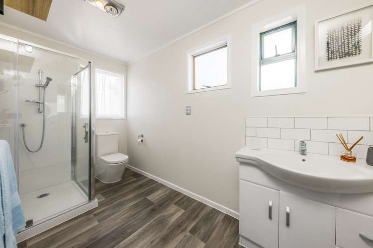 1/9 Pawa Place Manurewa_9