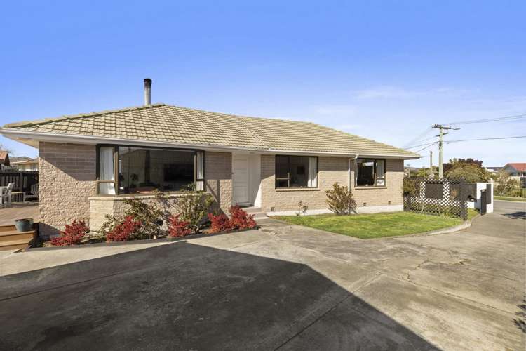 58 Sandown Crescent Aranui_11