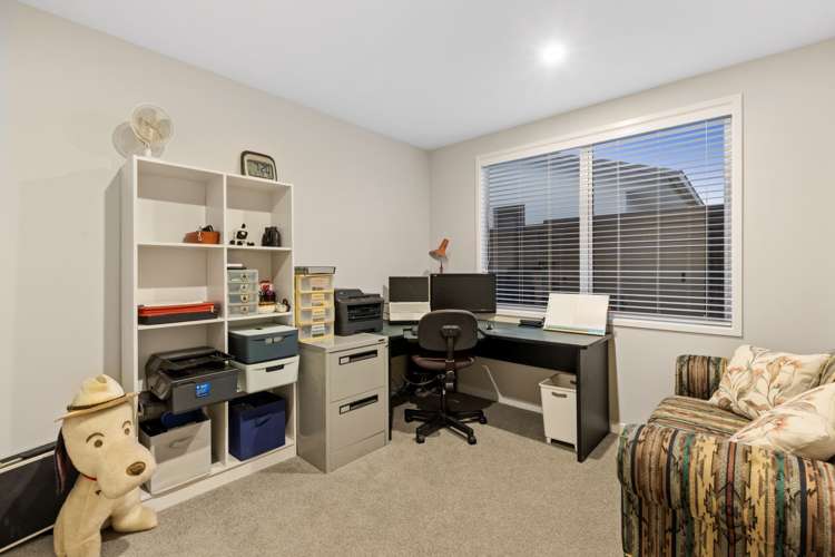 25 Saint Pauls Drive Brookfield_11