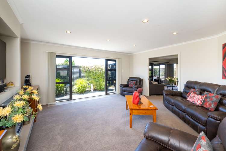 4 Anna Lane Raureka_16