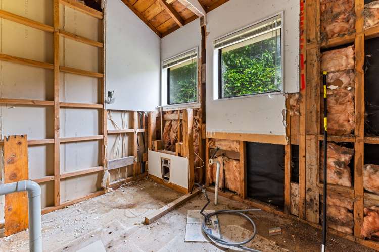 37 Eugenia Rise Totara Heights_17