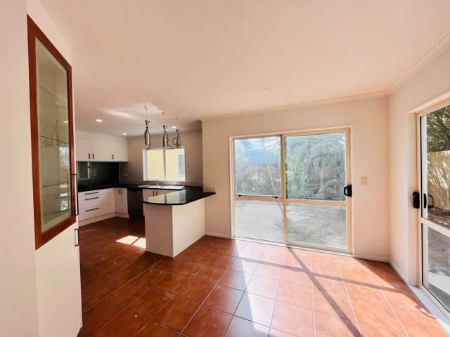 5 Redcastle Drive East Tamaki_4