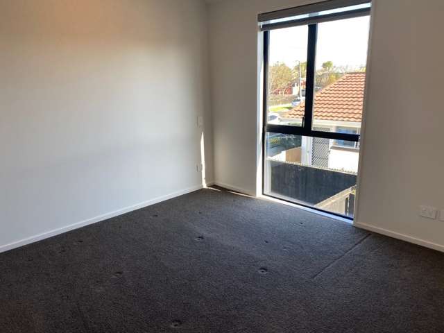 2/515 Worcester Street 1477_4