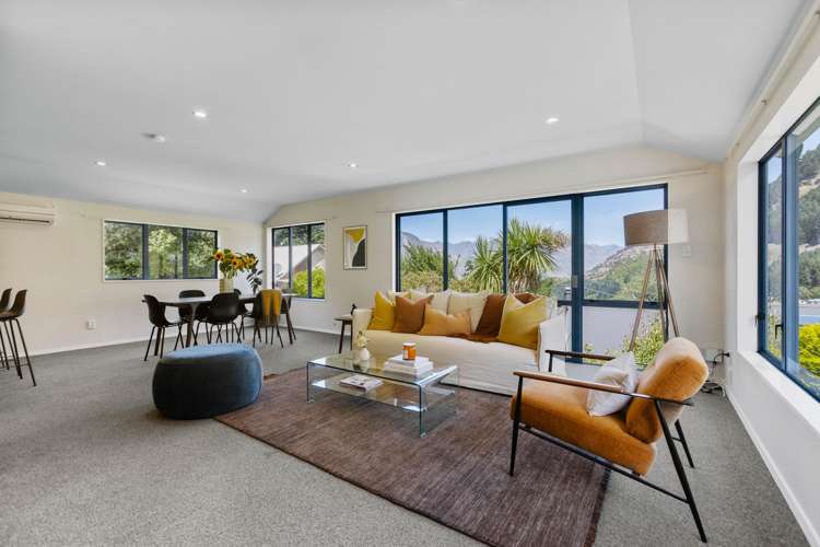 20b Watts Road Fernhill/Sunshine Bay_12