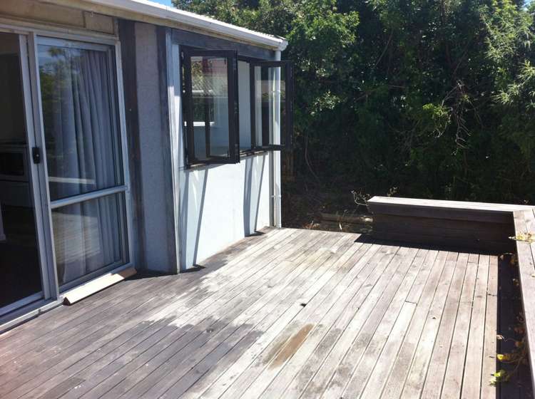 20 Koromiko Street Otaki Beach_15