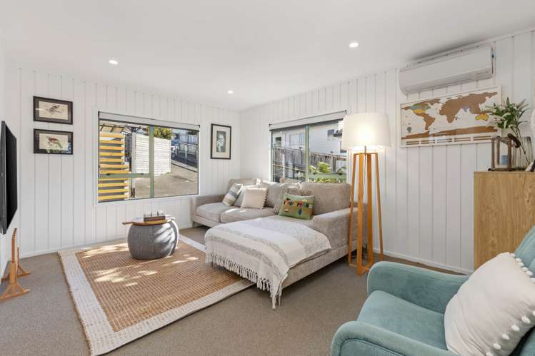 2/65 Charlotte Street Stanmore Bay_9