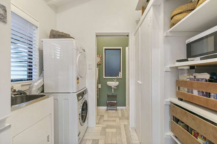 1133 Huia Road Huia_6