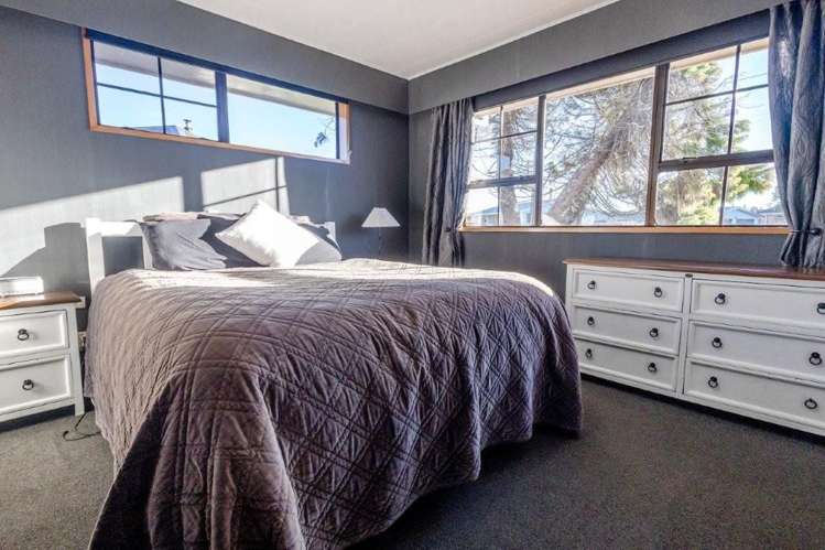 5 Mitchell Place Cobden_17