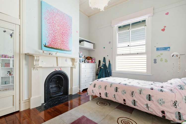 60 Calliope Road Stanley Point_13