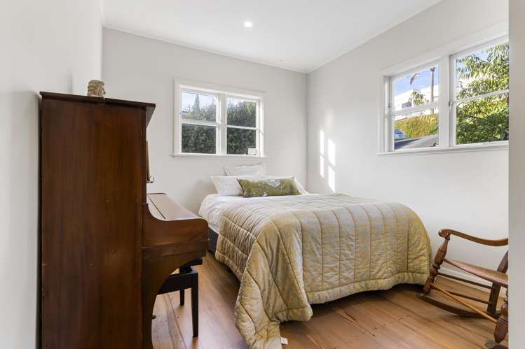 81 Kurahaupo Street Orakei_11