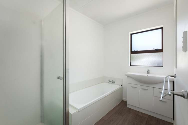 124 Athenree Road Athenree_11