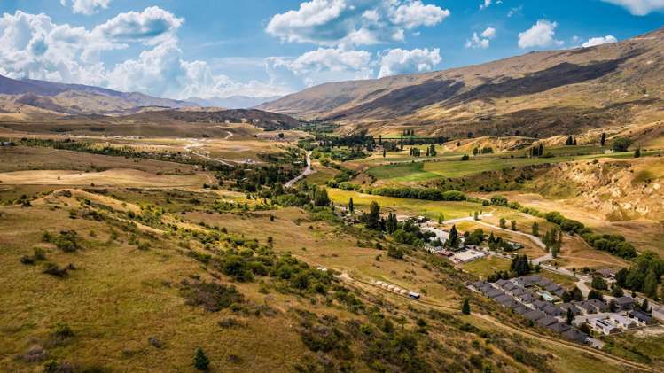 Lot's 4,6,7 and 10, Cardrona Valley Road_0