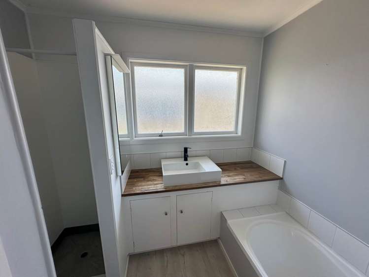 12 Copperfield Terrace Mellons Bay_7