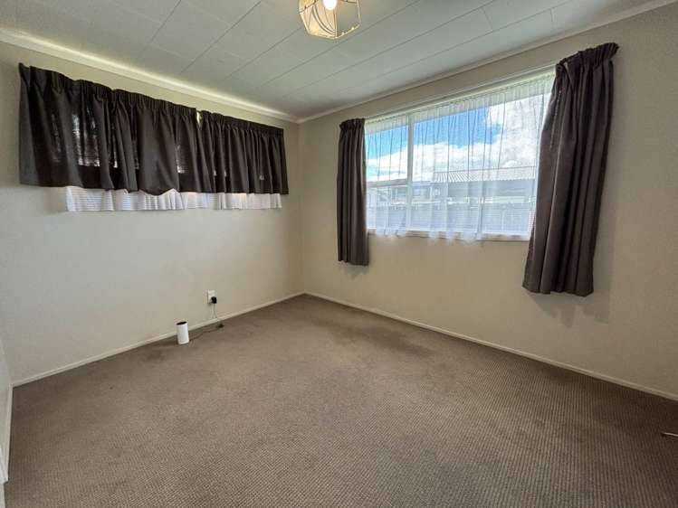 3 Pukeroa Place Papakura_7