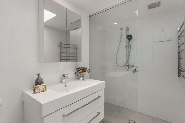 6 Park Terrace Lyttelton_8