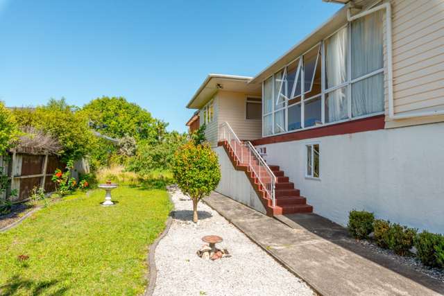 257 Te Atatu Road Te Atatu South_2