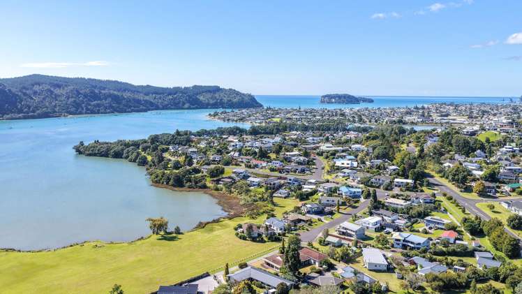 126 Patiki Place Whangamatā_21