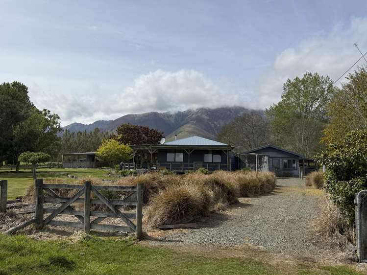 1148 Blackmount Redcliff Road Te Anau_11