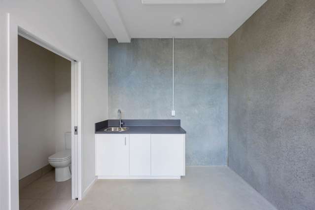 Unit 45/3 Pacific Rise Mt Wellington_4