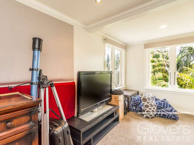 26 Hollywood Avenue Titirangi_12