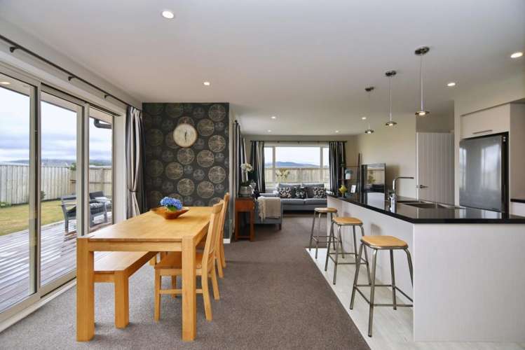 12 Bonecrusher Street Lincoln_21