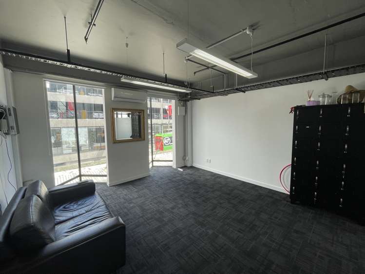 88 Broadway Newmarket_6