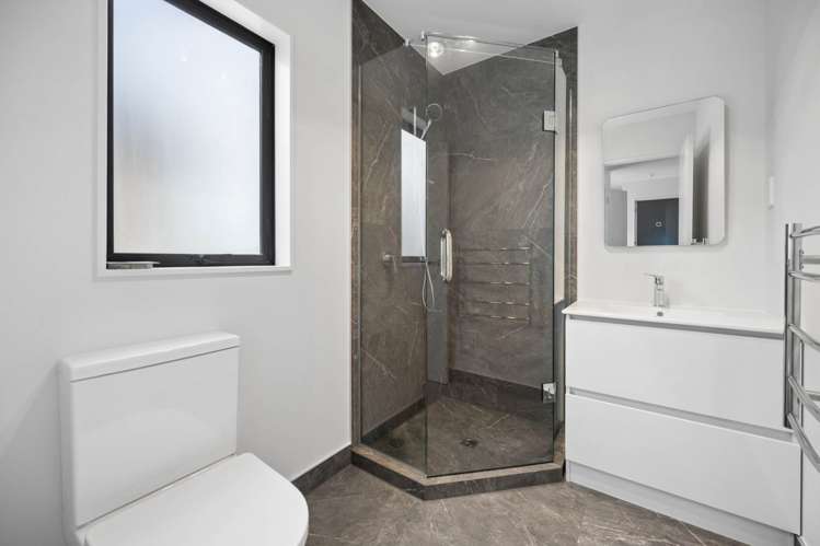 1/11 Karamu Street Te Atatu Peninsula_9