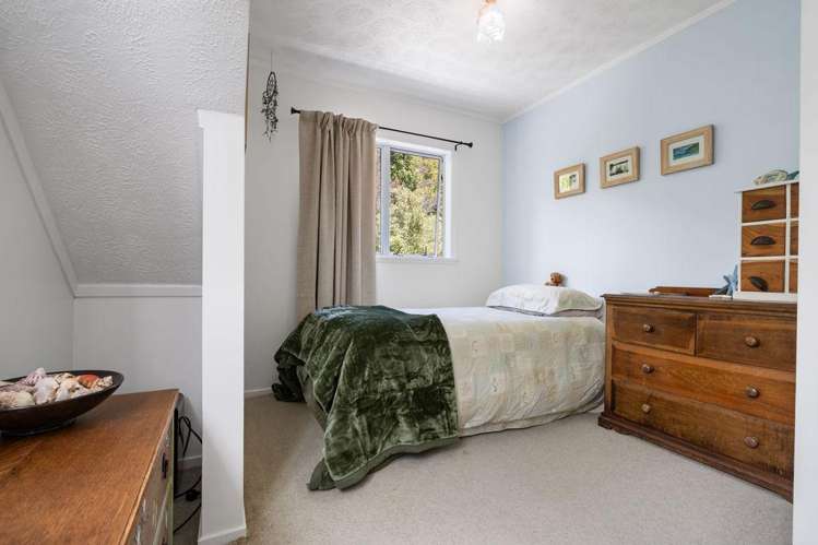 1849 Manawahe Road Manawahe_25