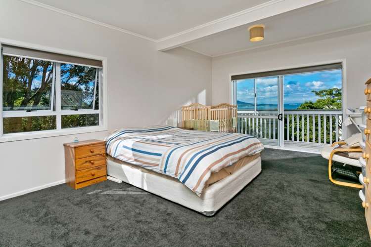 29 Seaview Road Castor Bay_25
