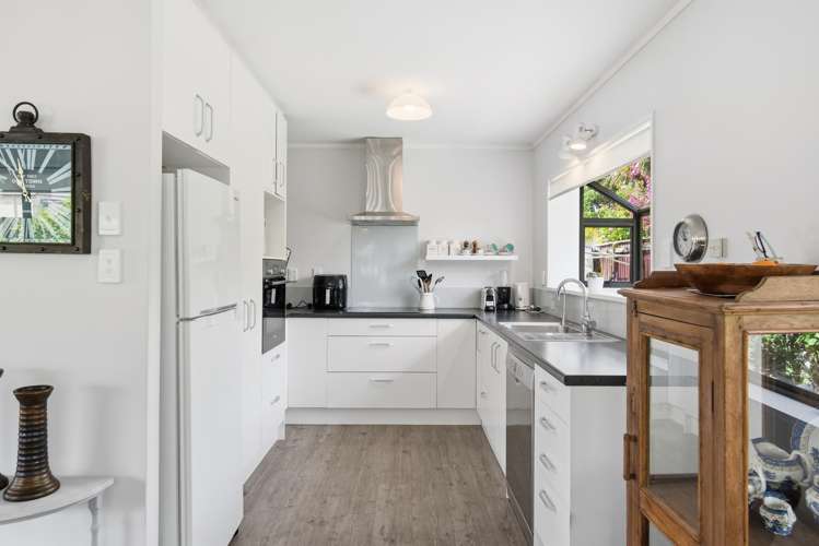 38 Ngatai Road Otumoetai_6