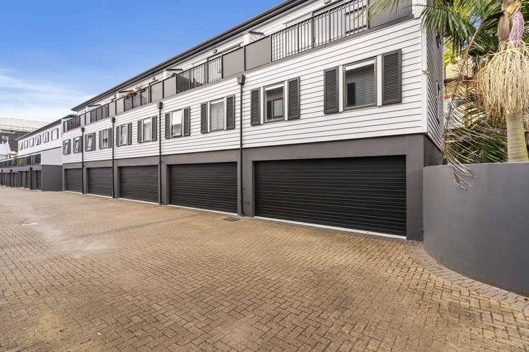 1/42 Saint Benedicts Street Eden Terrace_21