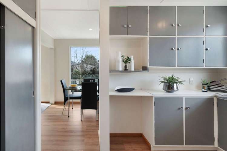 18 Dufek Crescent Wigram_5