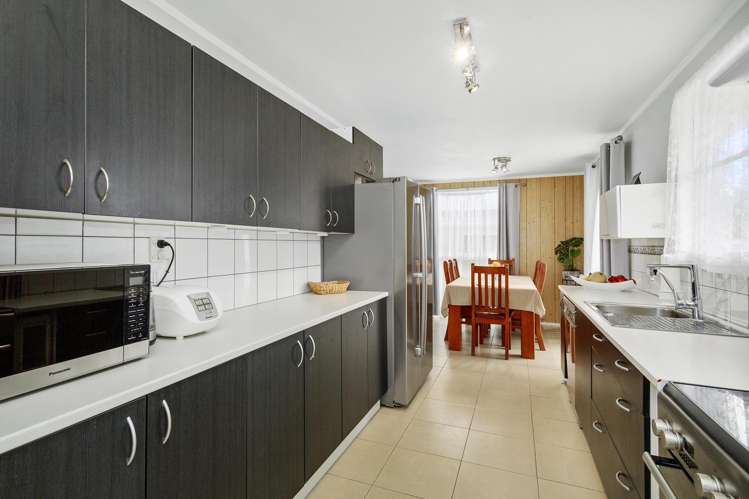 2 Orewa Grove_5