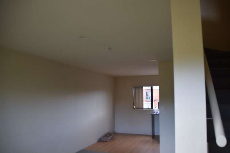 10/12 Crown Lynn Place New Lynn_6