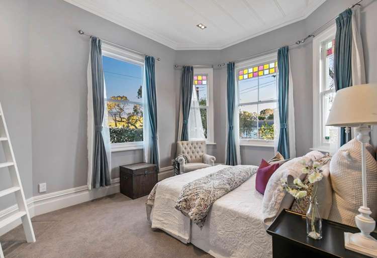 16 Cornwall Park Avenue Epsom_12