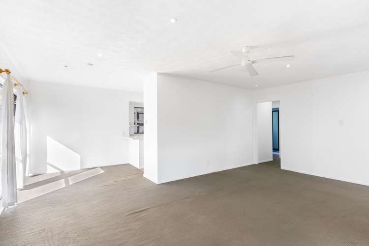 2/49 Larne Avenue Pakuranga Heights_6