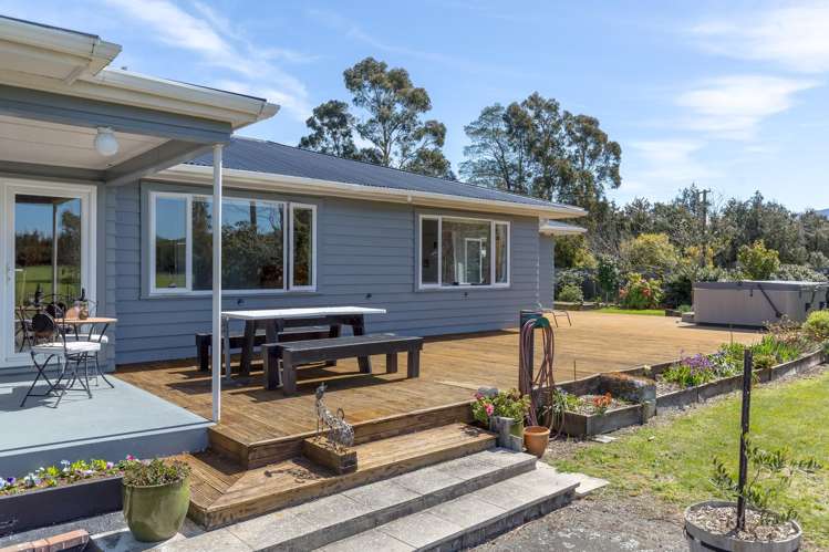 1827 State Highway 2 Masterton_10