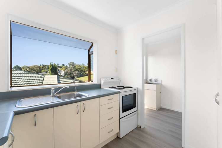 25 Loughanure Place Massey_9