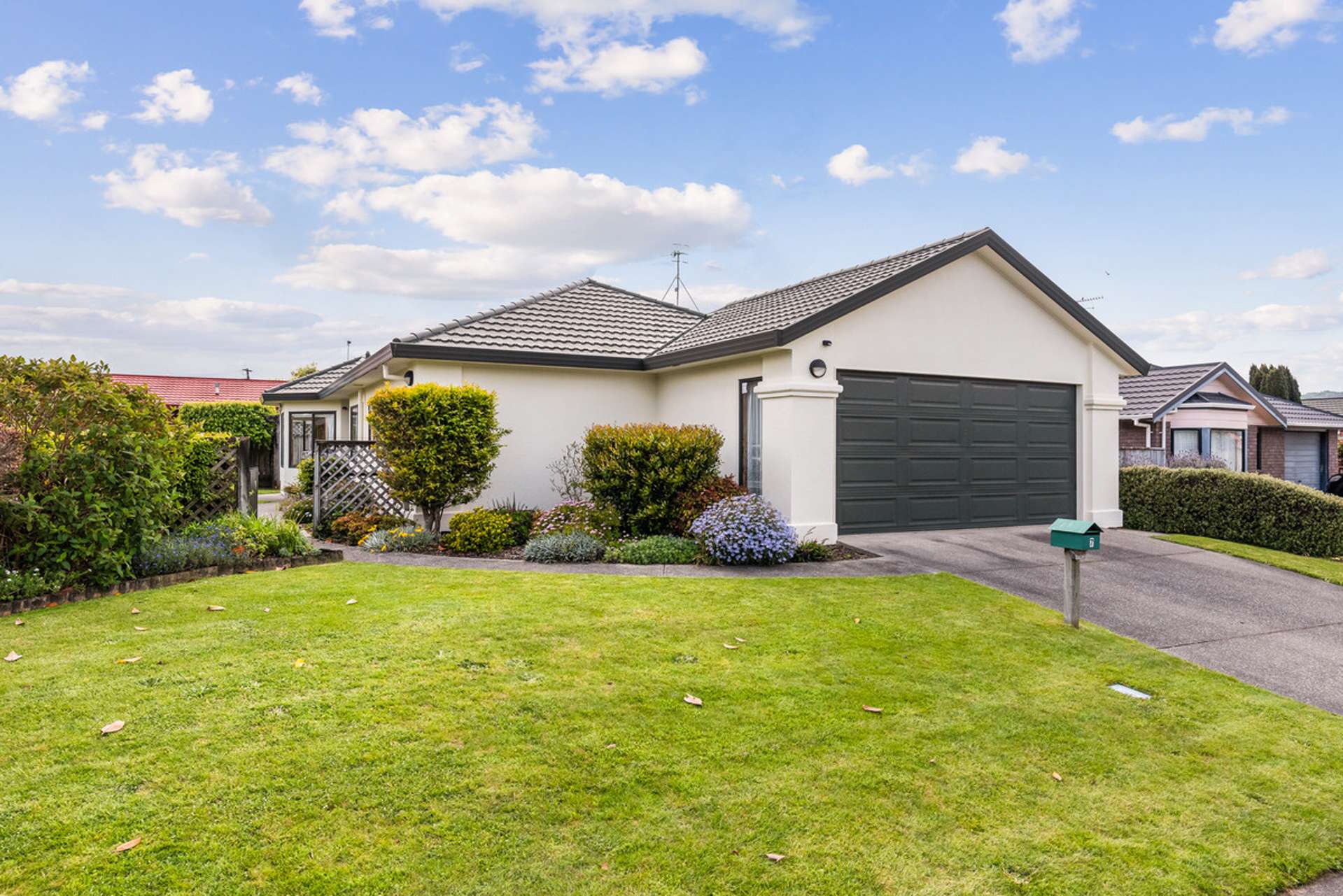 7 Beachwater Grove Paraparaumu Beach_0