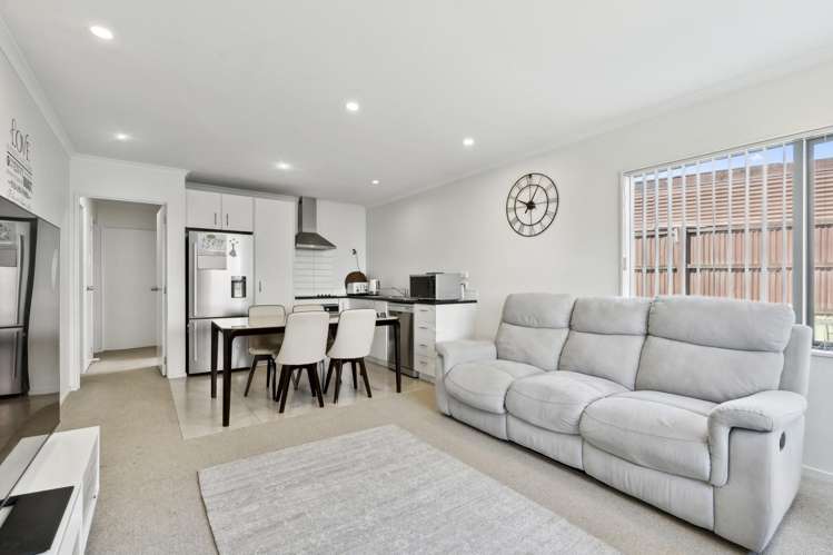 13/46 Park Estate Road Rosehill_2