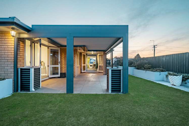 112 Gayhurst Road Dallington_33