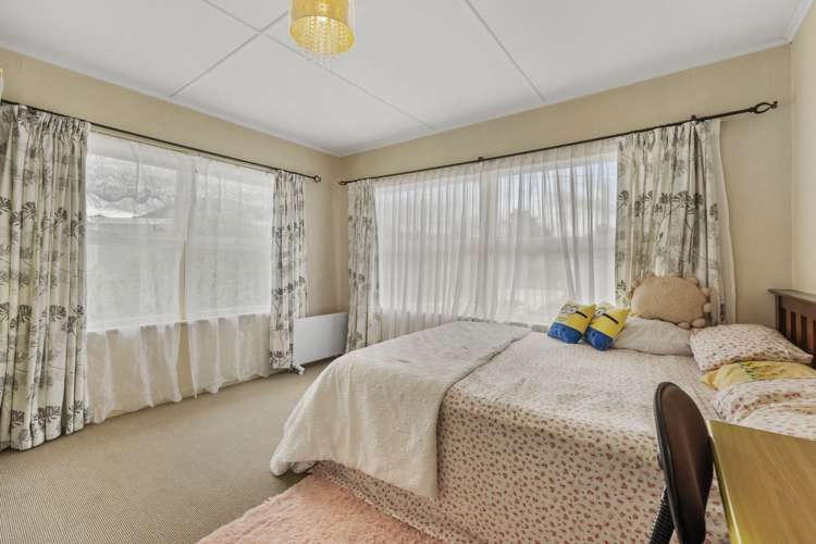 21 Russell Road Fairy Springs_5