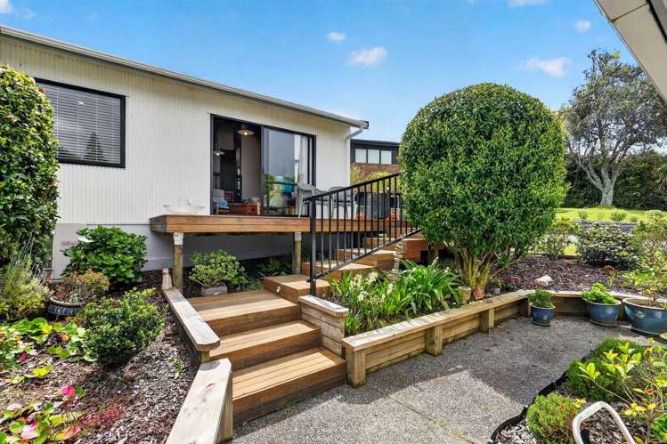 20 Albatross Road Red Beach_19