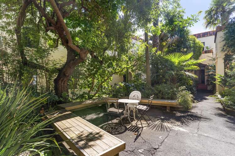 1/128 Newton Road Eden Terrace_10