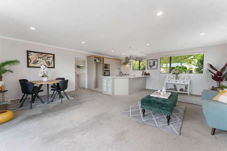 16 Voyager Drive Gulf Harbour_8