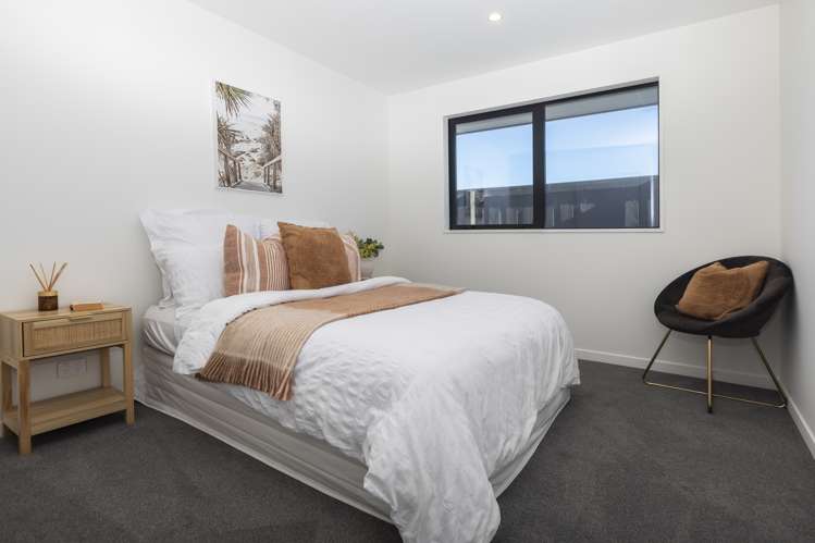 42 Walter Case Drive Harewood_19