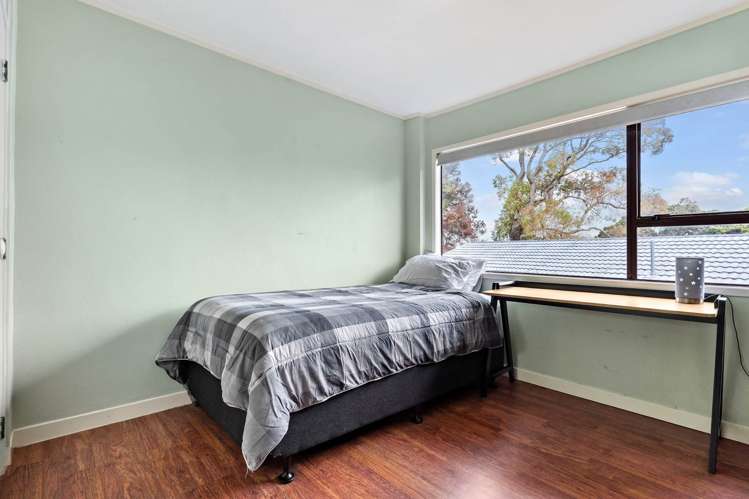 2/17 Lancelot Place Glenfield_10