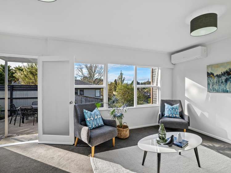 2/6 Tallington Crescent_5