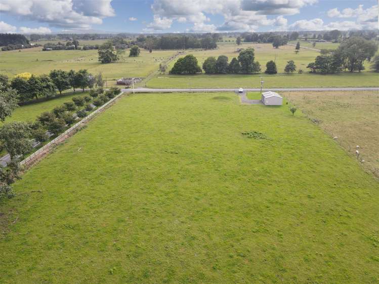 77 Puke Road Gordonton_5