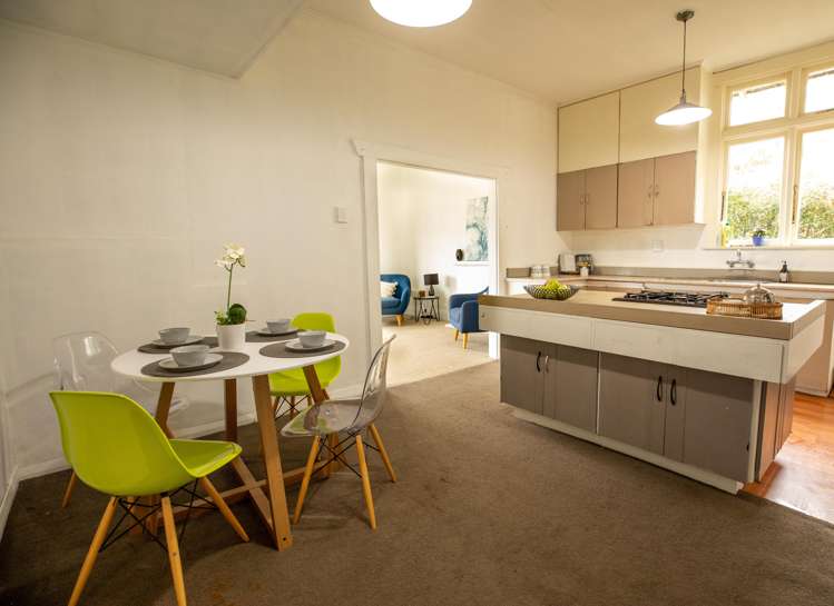 40 Leckhampton Court Clyde Hill_9